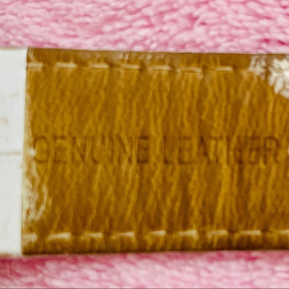 Vintage Betsey Watch - Picture 5 of 8